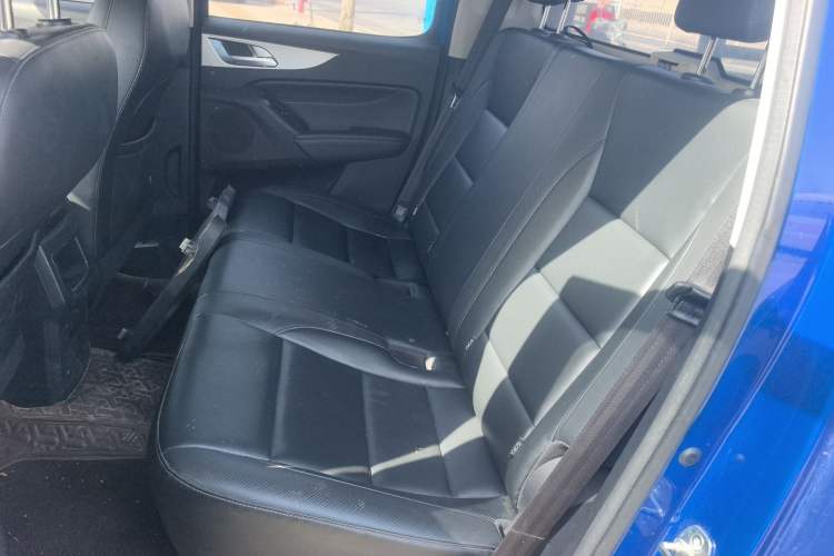 Used Great Wall Poer 2021 2.0T Commercial Version Manual Diesel Two-Wheel Drive Elite Long-Box GW4D20M
