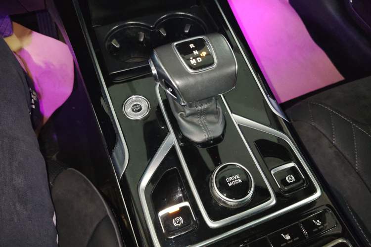 Used Hongqi HS5 2022 Revised Version 2.0T Smart Connect Flagship Edition