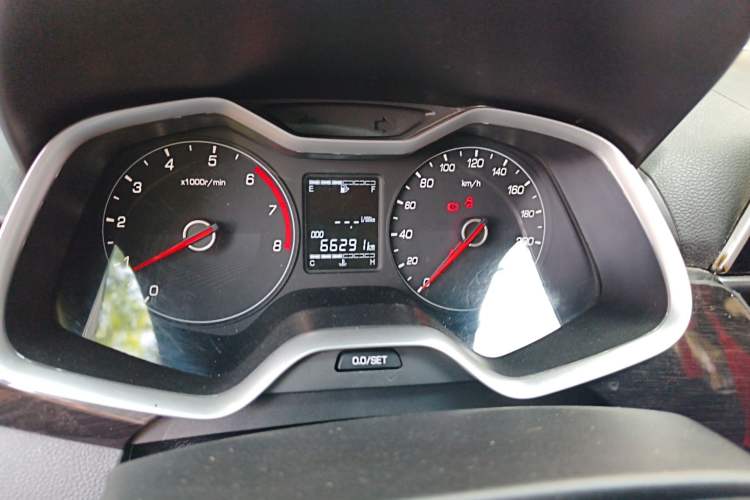 Used Baojun 310 2017 1.5L Manual Fashion Model
