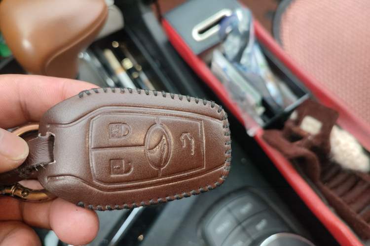 Used Soueast DX7 2015 1.5T Automatic Luxury Model Vehicle Key