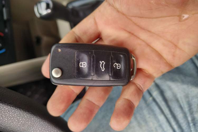 Used Skoda Rapid 2015 1.6L Automatic Smart Selection Model