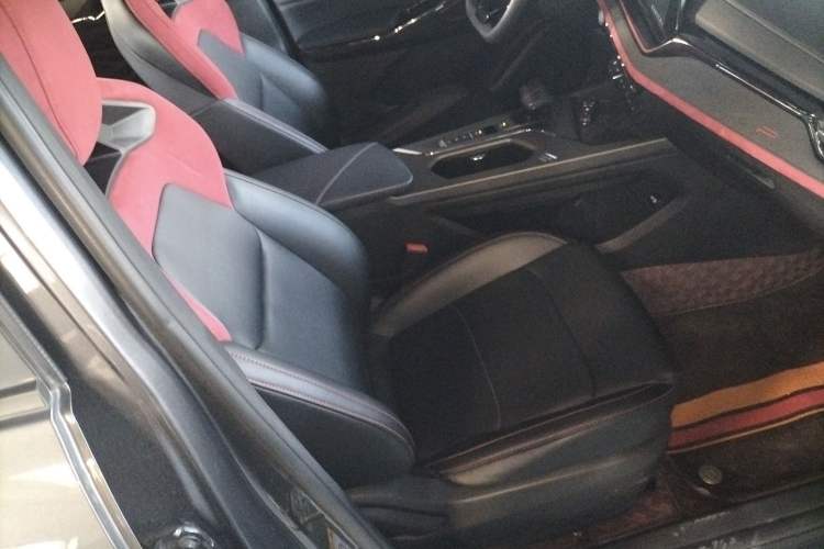 Used Oshan X5 PLUS 2023 Revised Version 1.5T DCT Navigation Edition
