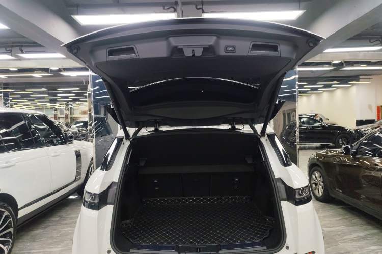 Used Land Rover Range Rover Evoque 2022 Facelifted Aurora L 249 PS R-Dynamic Luxury Edition