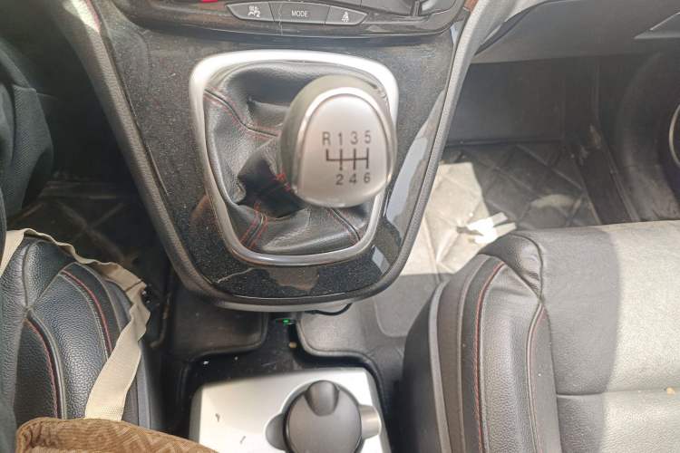 Used Haval H6 2014 Sport Version 1.5T Manual Two-Wheel Drive Elite Edition
