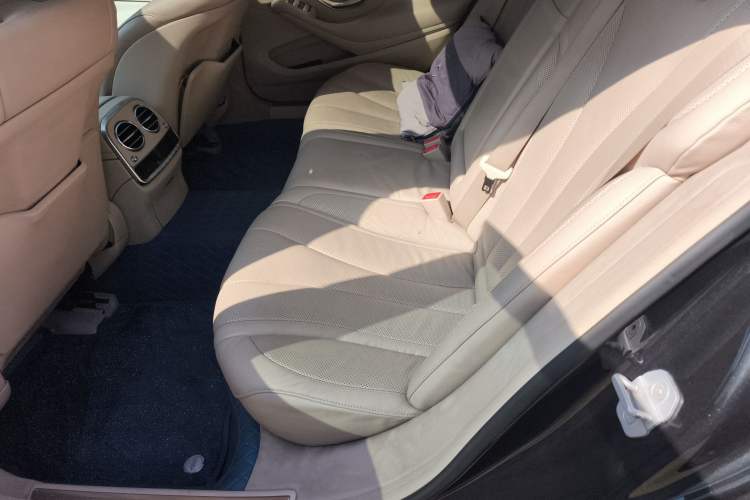 Used Mercedes-Benz S-Class 2014 S 320 L Business Model Left Rear Seat