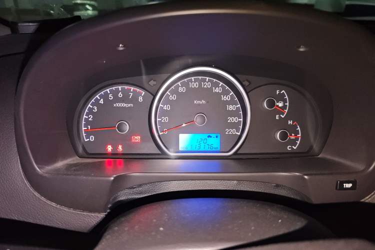 Used Hyundai Celesta 2011 1.6L Manual Luxury Model
