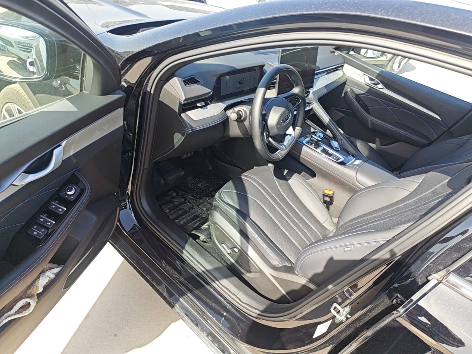 Geely Auto Preface 2026 Model, i-HEV Smart Hybrid Xinghan Edition — снимка 18