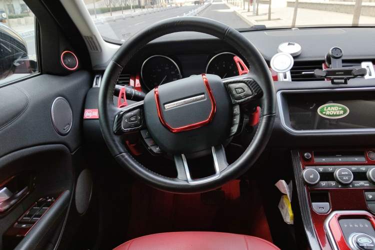 Used Land Rover Range Rover Evoque 2018 240 PS SE Smart Brilliance Edition
