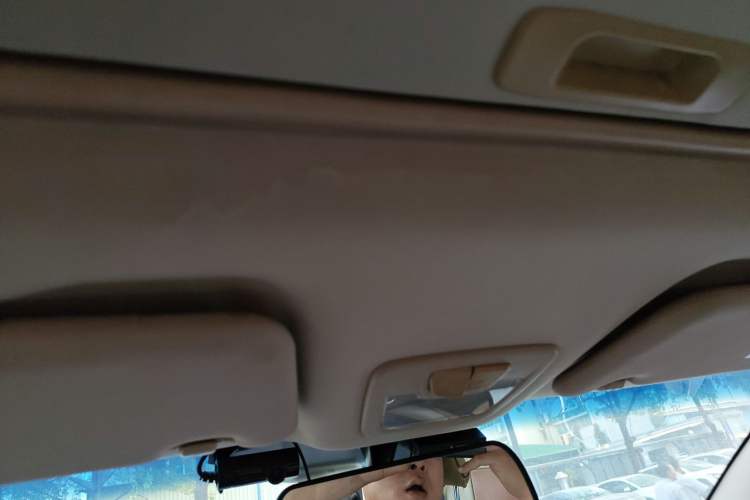 Used Baojun 560 2016 1.8L iAMT Luxury Model
