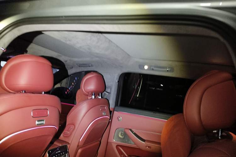 Used Hima AITO M8 2025 Extended-Range Max+ Version 53.4 kWh 6-Seater Edition