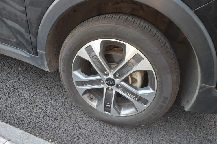 Used Kia Sportage R 2018 2.0L Automatic Smart Luxury Version China V Standard Right Front Wheel Hub