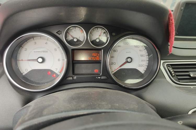 Used Peugeot 308 2012 1.6L Manual Fashion Edition
