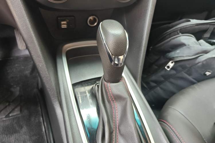 Used Chevrolet Monza 2019 RS 330T Automatic Comfort Edition China VI Standard Gear Lever