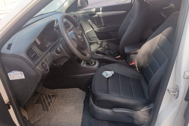 Used Volkswagen Lavida 2017 1.6L Automatic Comfort Edition
