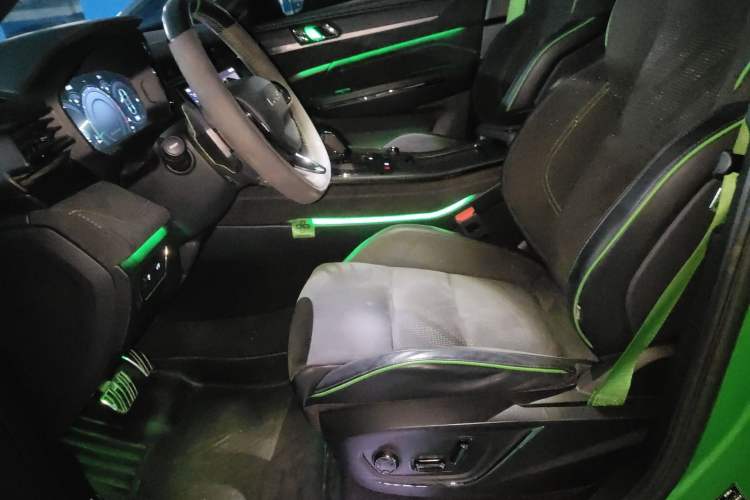 Used Lynk & Co 05 2022 05+ 2.0TD Automatic Performance Package
