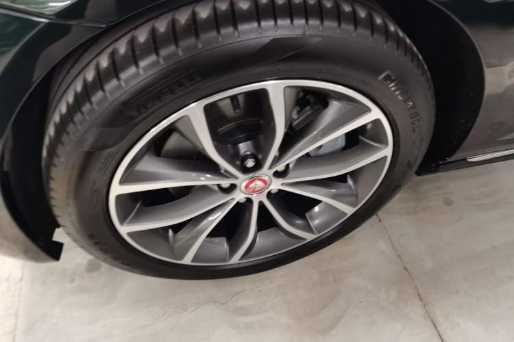 Used Jaguar XFL 2023 XFL 2.0T P250 Two-Wheel-Drive Elite Sport Edition
