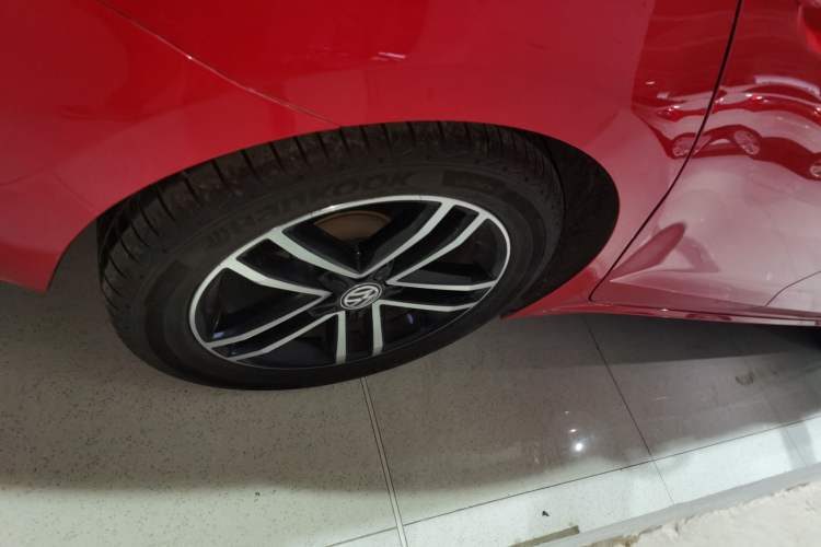 Used Volkswagen Lamando 2019 280TSI DSG Comfort Edition China VI standard
