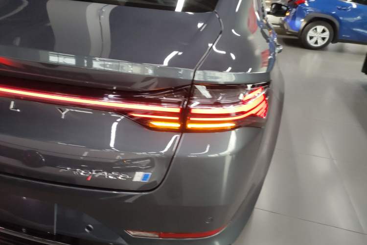 Used Geely Auto Preface 2024 Zhiqing 1.5TD Galaxy Edition
