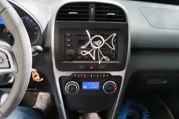 Used Chery Tiggo 3 2015 1.6L Manual Zhishang Commemorative Edition
