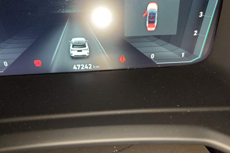 Used Lynk & Co 06 EM-P 2022 PHEV 84 km Range Pro Version
