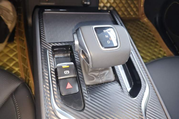 Used Hongqi E-QM5 2024 610 km PLUS
