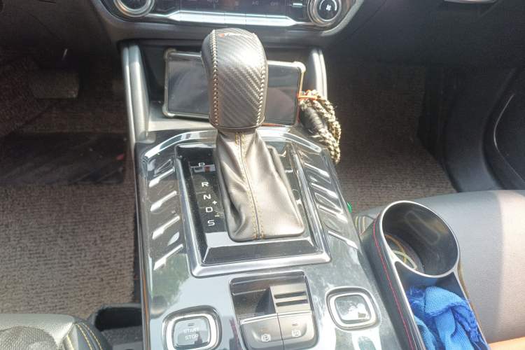 Used Bestune T77 2019 230 TID Automatic Luxury Version National V Gear Lever