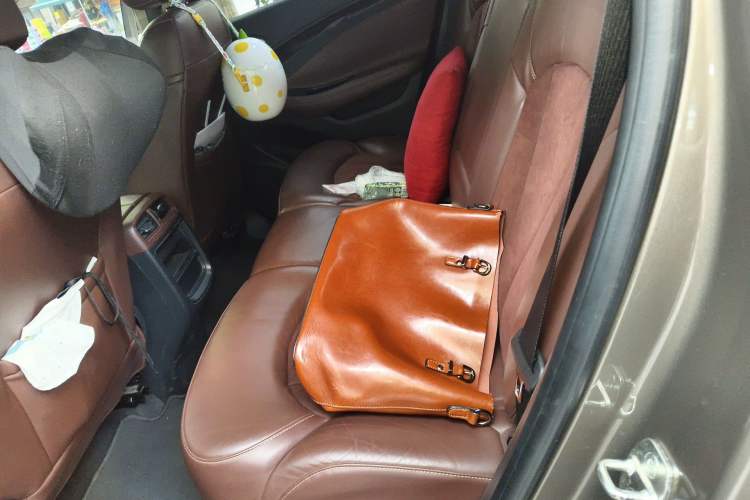 Used Buick Envision 2016 20T Two-Wheel-Drive Elite Model
