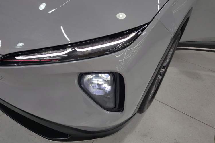 Used Nio ES6 2024 75 kWh Left Front Headlight