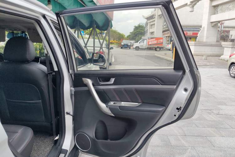 Used Haval M6 2018 Revised Version 1.5T DCT Two-Wheel Drive Elite Edition
