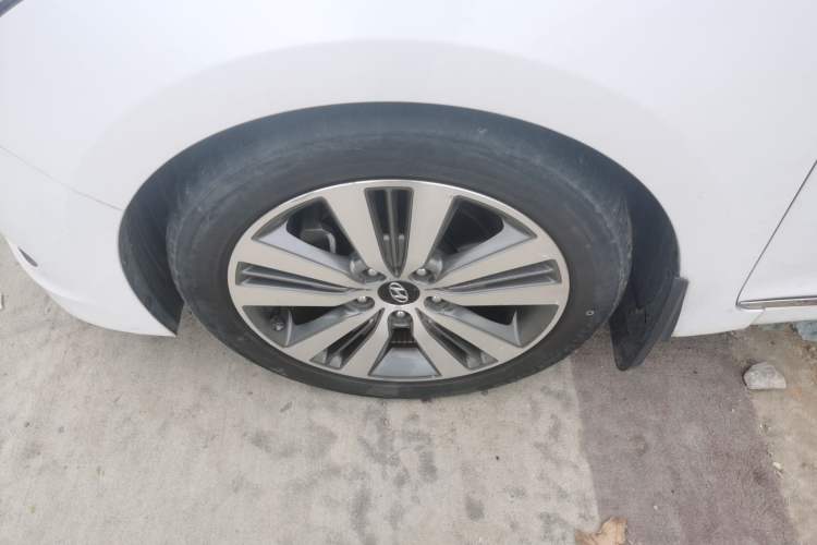 Used Hyundai Mistra 2016 1.8L Automatic Smart GLS