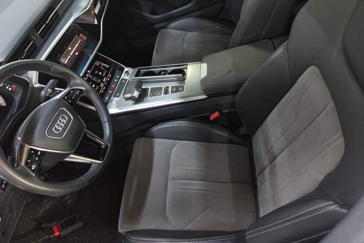 Used Audi A6L 2020 40 TFSI Luxury Dynamic Edition Left Front Seat