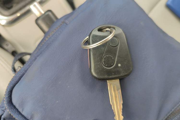 Used Jinbei New Hiace S 2018 1.6L Business Edition DLCG16 Vehicle Key