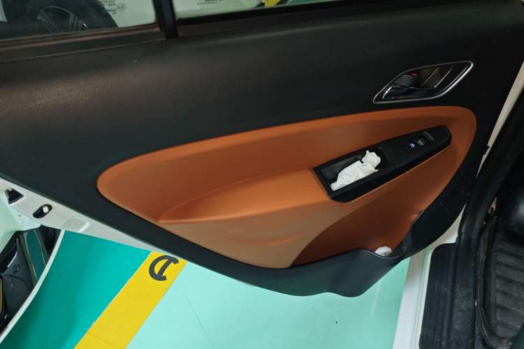 Used Geely Auto Diamond 2017 1.5L Manual Value-Added Model
