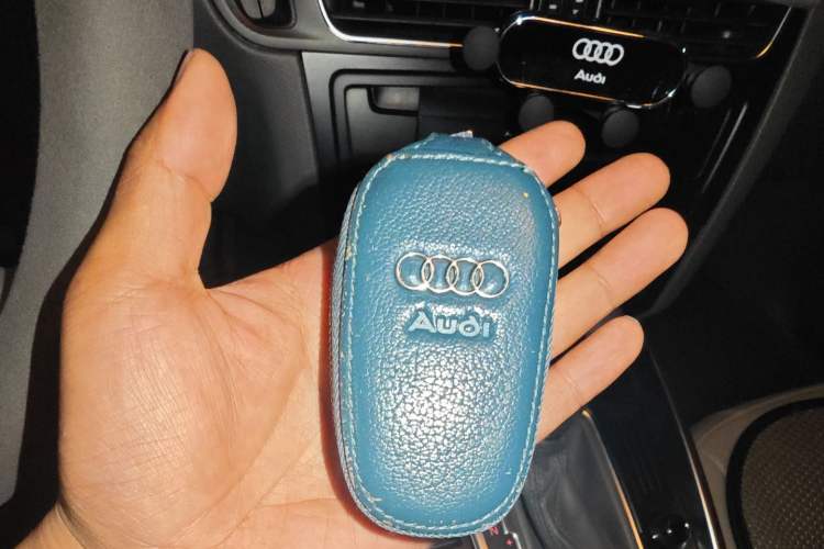 Used Audi Q5 2011 2.0TFSI Comfort Version
