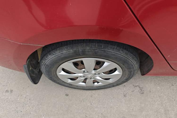 Used Hyundai Verna (older generation) 2014 1.4L Manual Smart GLS Trim
