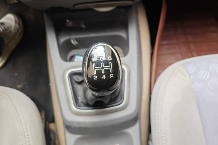 Used BAIC Weiwang M20 2014 1.5L Standard DAM15DL

