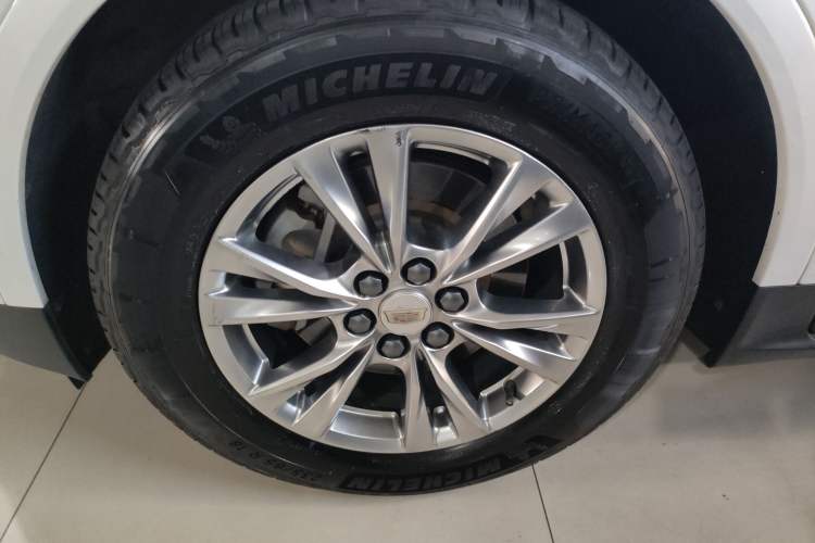 Used Cadillac XT5 2020 Revised Version 28T Luxury Edition Exterior 7