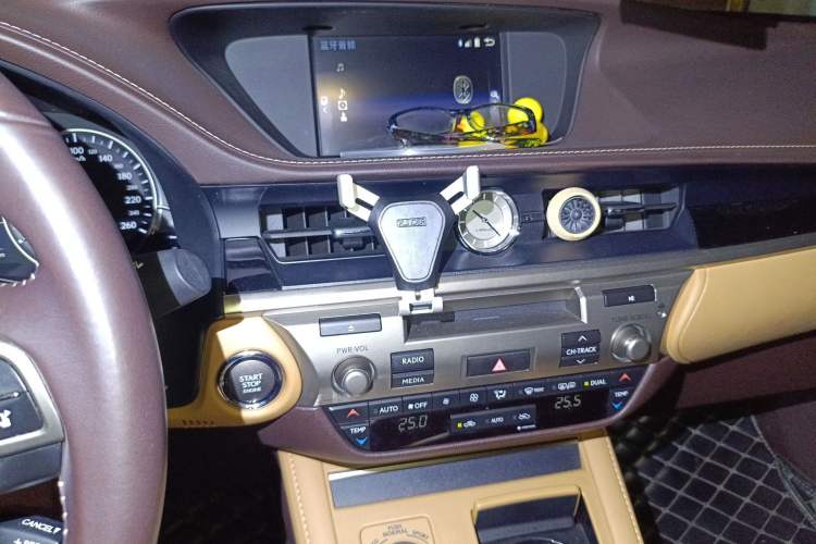 Used Lexus ES 2015 200 Elite Edition
