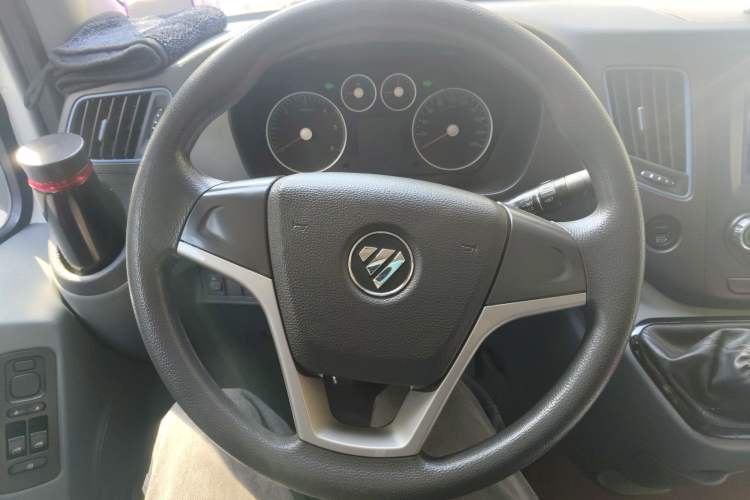 Used Foton Toano 2019 2.5T E5 Short Wheelbase Mid-Roof 5/6-Seater 4J25TC3
