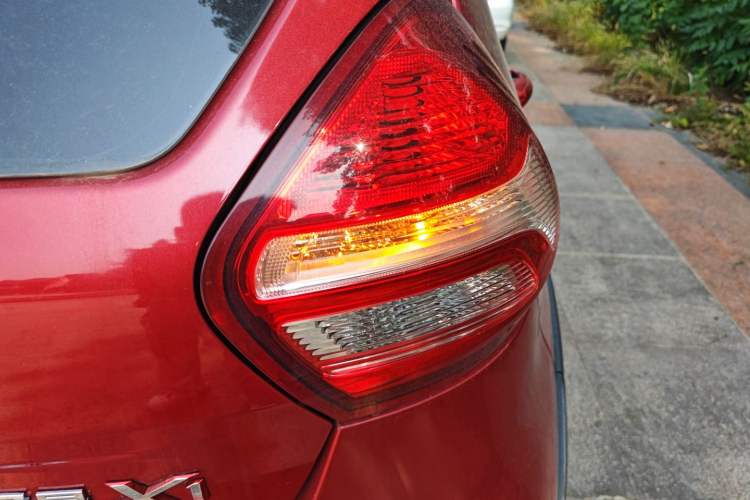 Used Geely Auto Vision X1 2017 1.3L Manual Frenzy Edition