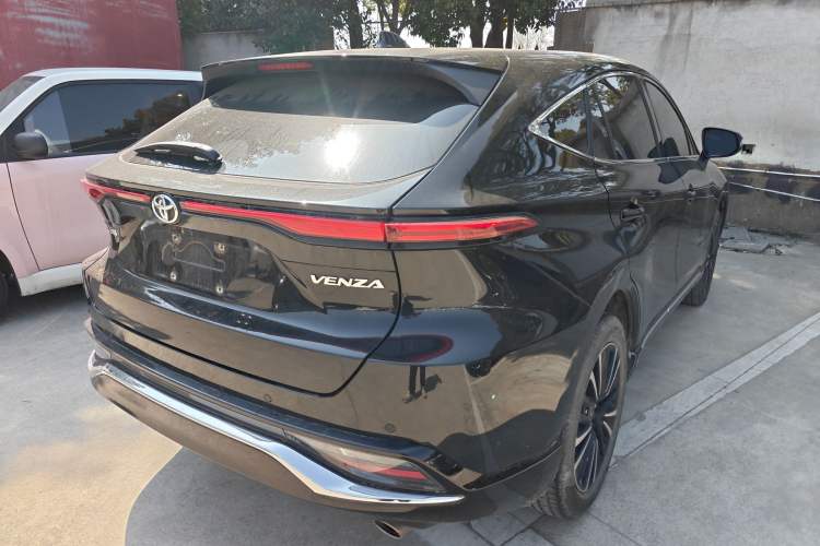 Used Toyota Venza 2023 2.0L CVT Two-Wheel Drive Prestige Version
