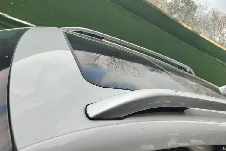 Used Jeep Cherokee 2019 2.0T Two-Wheel Drive Smart Enjoyment Version China VI
