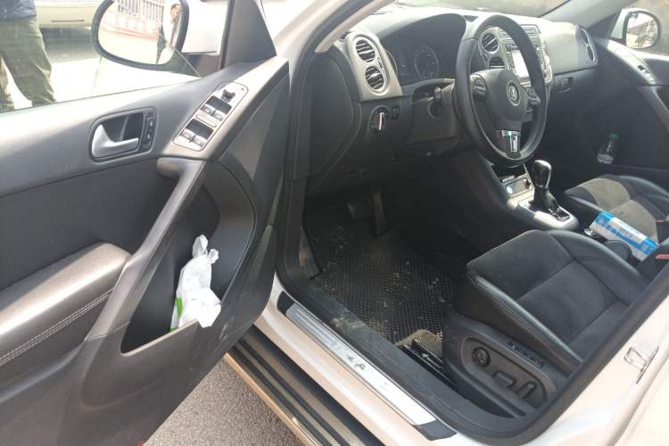 Used Volkswagen Tiguan 2012 2.0 TSI Automatic All-Wheel Drive Flagship Edition
