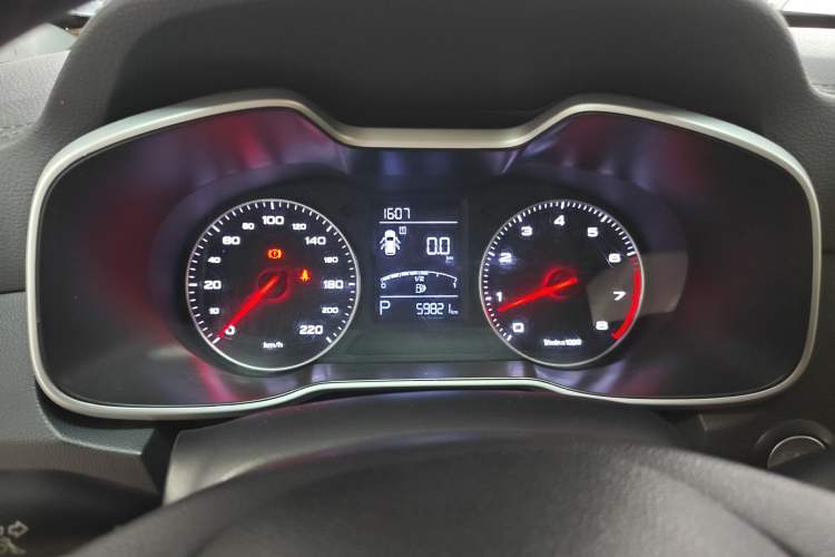 Used MG ZS 2018 1.5L Automatic Luxury Edition China V Standard