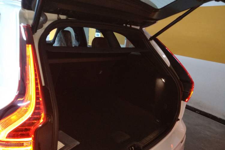 Used Volvo XC60 2024 B5 4x4 Smart Luxury Edition