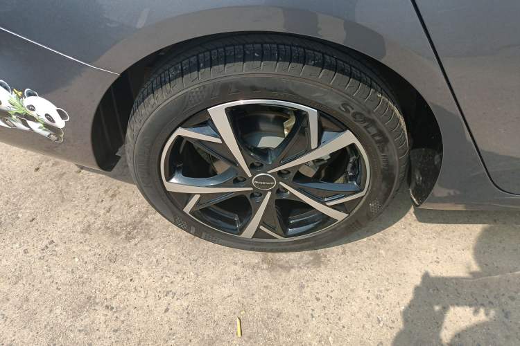 Used Roewe i5 2024 1.5L CVT Luxury Edition