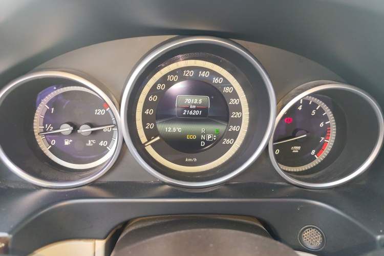 Used Mercedes-Benz E-Class 2015 E 200 L
