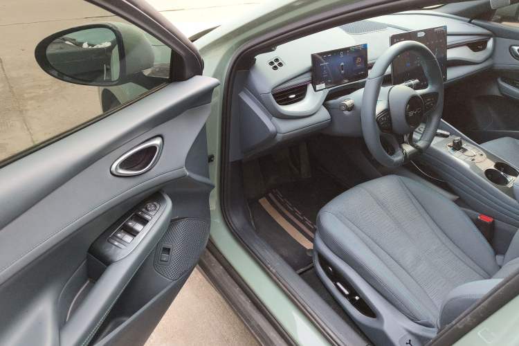 Used BYD Seal 06GT 2025 Intelligent Driving Version 605 Heatwave Edition Interior 3