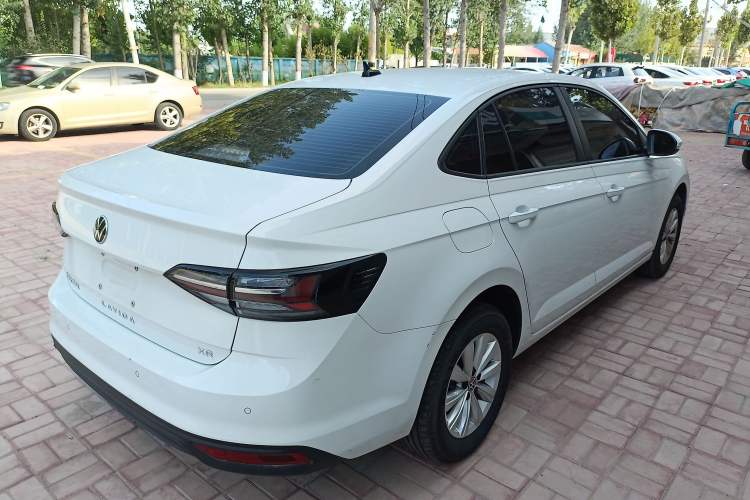 Used Volkswagen Lavida 2023 New Sharp 1.5L Automatic Excellent New Edition