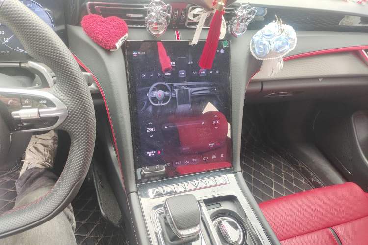 Used Hongqi H6 2024 2.0T ZhiShang Version